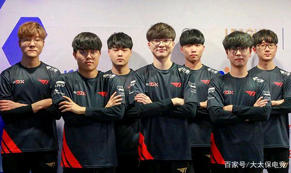 一批球员 一批球员