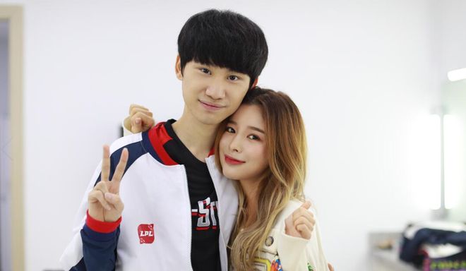 以及球员自 以及球员自